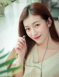 紀(jì)念名字全文顧霖周清清封面